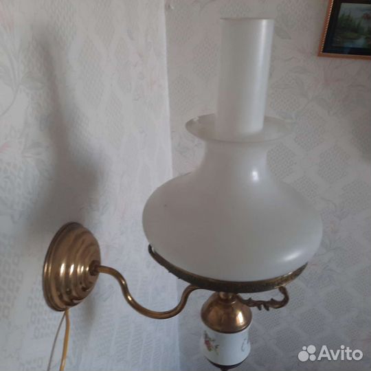 Светильник старинный настенный