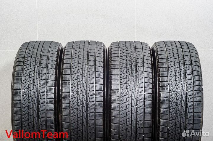 Bridgestone Blizzak VRX2 225/50 R18 95Q