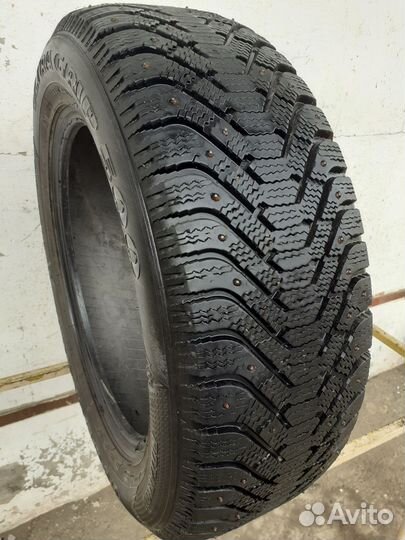 Goodyear UltraGrip 500 235/60 R18