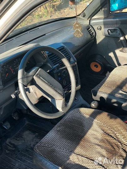 ВАЗ 2110 1.5 МТ, 2003, 200 000 км