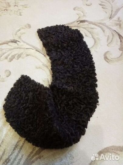 Воротник из каракуля