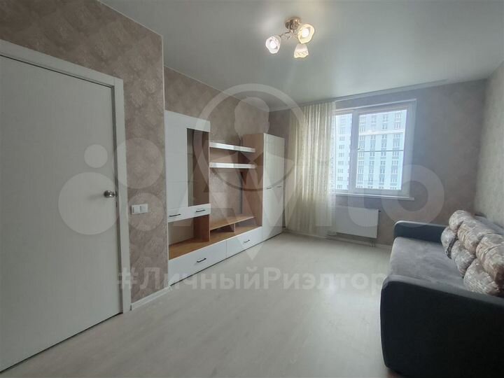 1-к. квартира, 37 м², 16/25 эт.