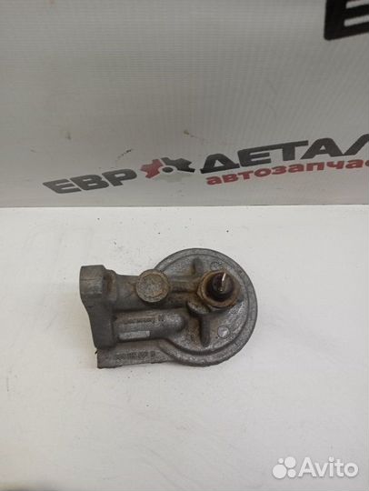 Кронштейн масляного фильтра Volkswagen Vento седан