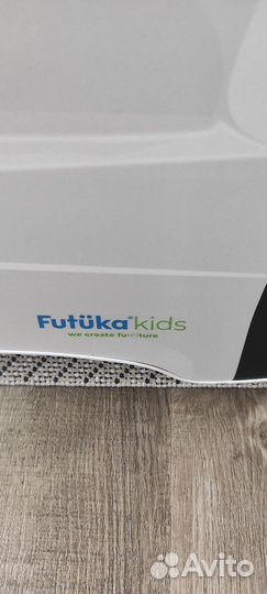 Детская кровать машина Futuka kids