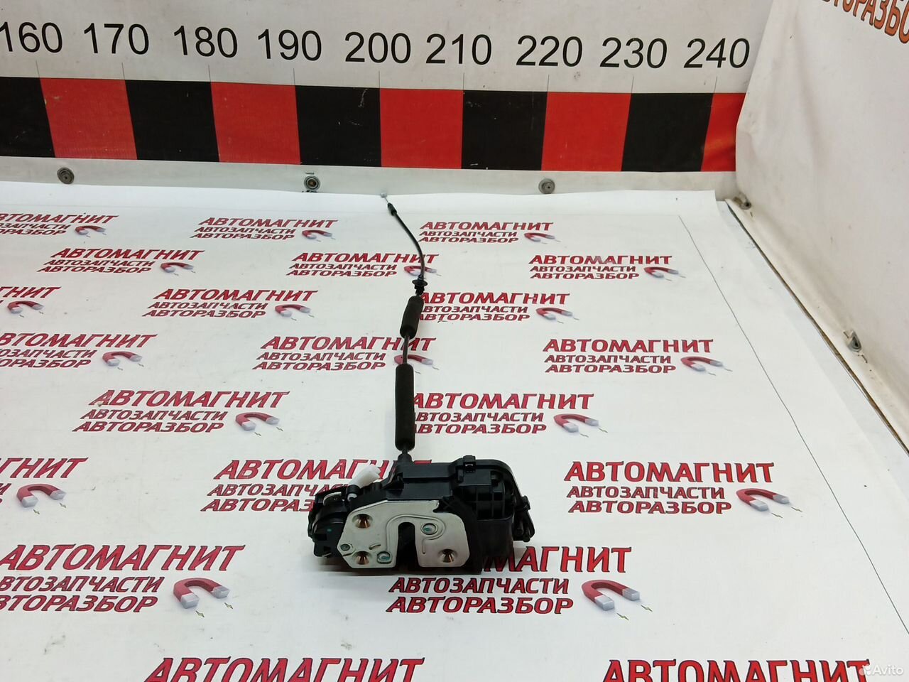 Замок двери задней левой Geely Okavango