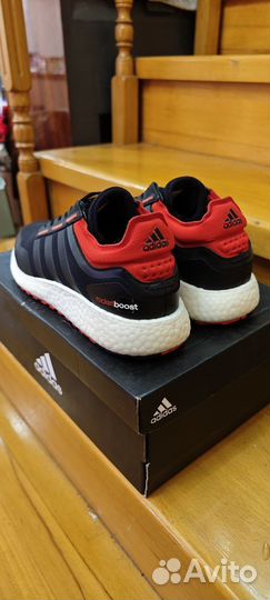 Кроссовки Adidas 40 размер оригинал