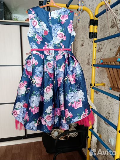 Платье нарядные для девочки, 122 см