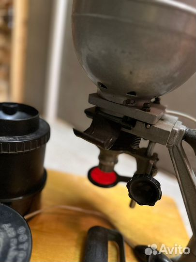 Фотоувеличитель СССР для печати фотографий