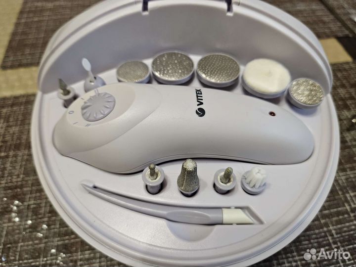 Набор для маникюра и педикюра vitek