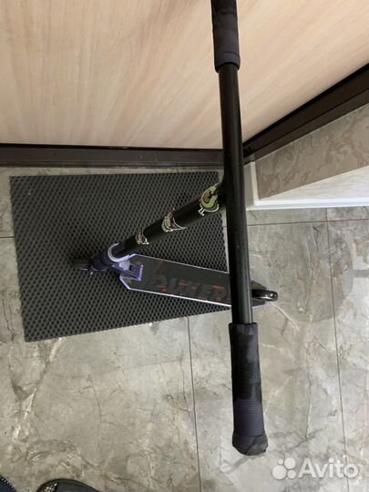 Трюковой самокат tech team duker 303