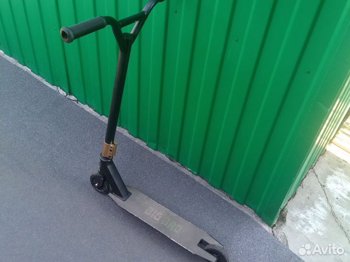 Трюковой самокат Big Bro
