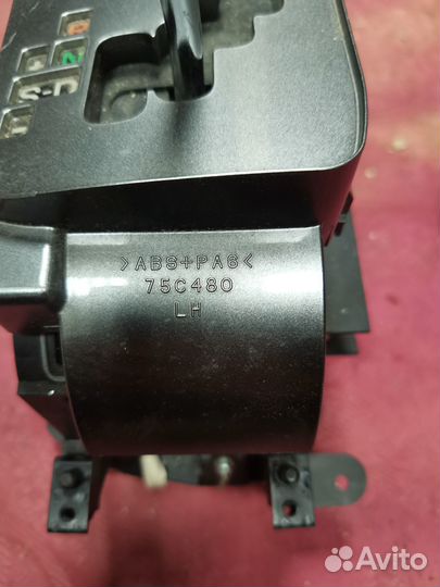 Кулиса АКПП Toyota Highlander II 2007-2013