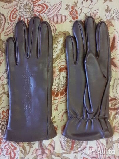 Перчатки женские