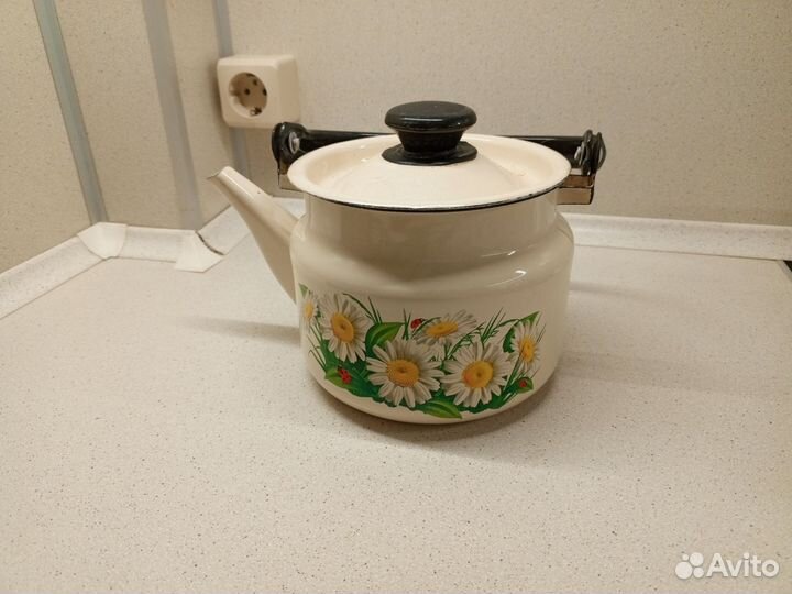 Чайник эмалированный СССР