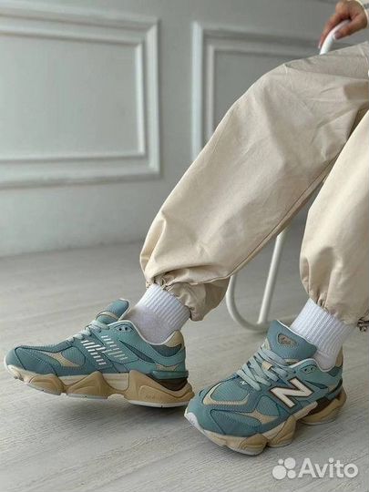 Кроссовки оптом