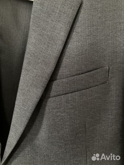 Пиджак школьный новый