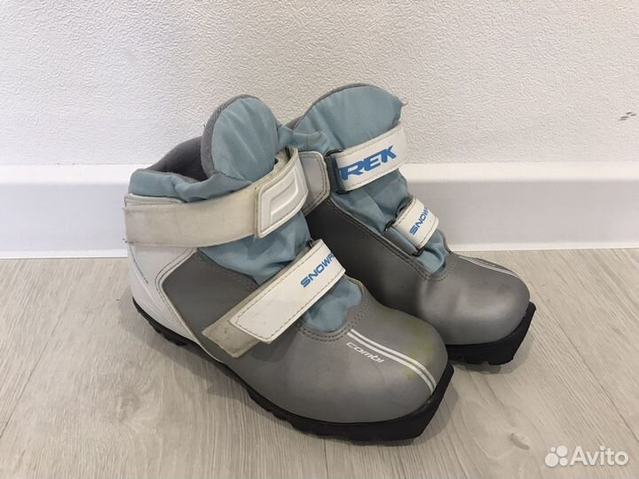 Лыжные ботинки