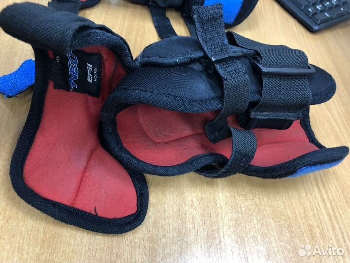 Налокотники хоккейные взрослые