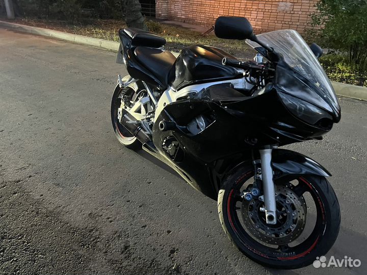 Yamaha yzf-r6