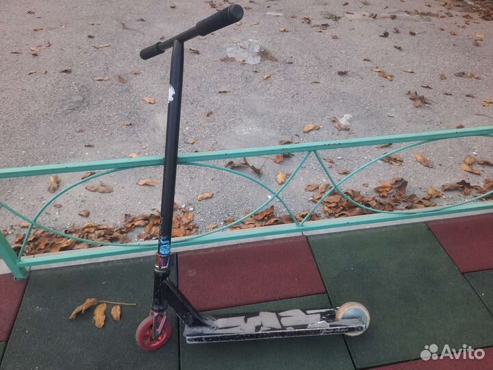 Трюковой самокат