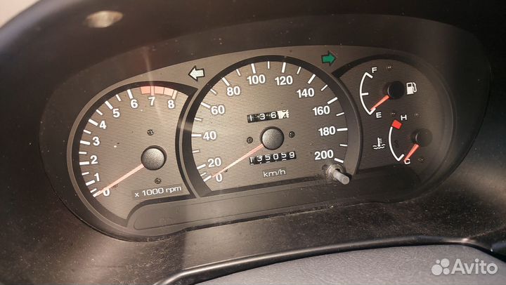 Разбираю по частям hyundai accent 3