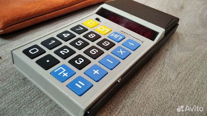 Калькулятор СССР Электроника Б3-24Г