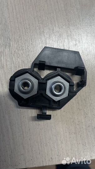 Кронштейн передней панели W205