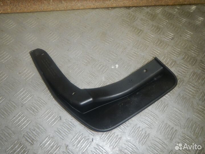 Брызговик передний правый, Skoda -octavia A8 (20)