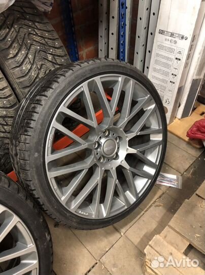 Комплект колёс R19 5x108 Momo Revenge