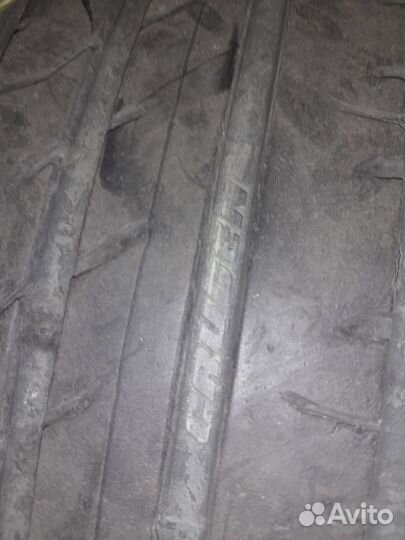 Kumho Crugen HP91 275/40 R20