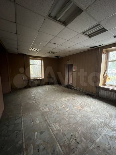 Торговая площадь, 55 м²