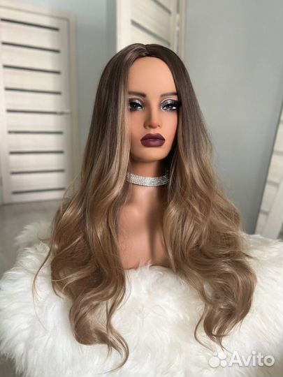 Парик длинный русый