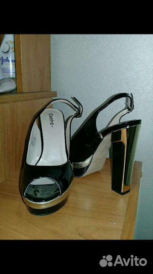 Обувь пакетом