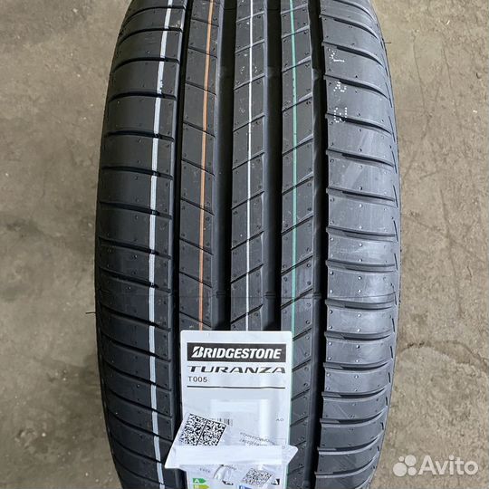 Bridgestone Turanza T005 245/45 R18 100Y