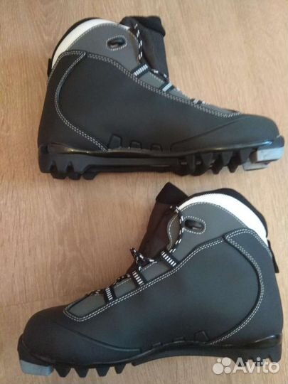 Лыжные ботинки rossignol 41EU, новые