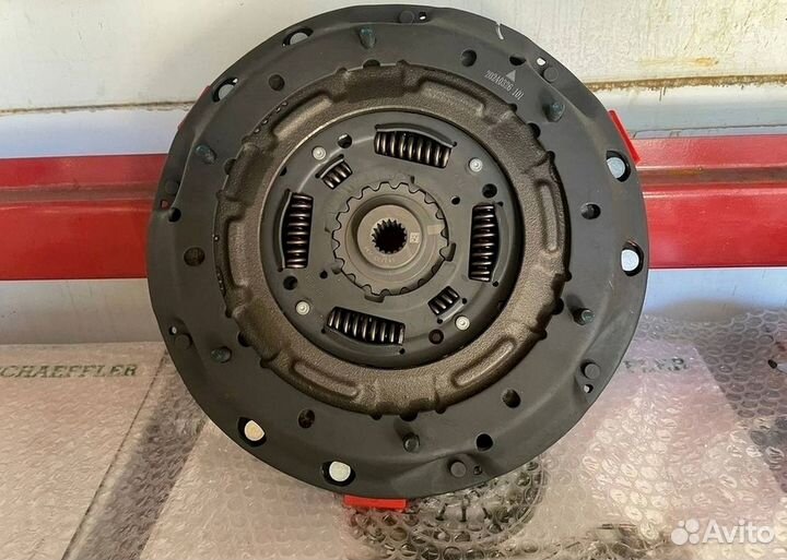 Сцепление в сборе Ford Focus 3 5522300/5295832