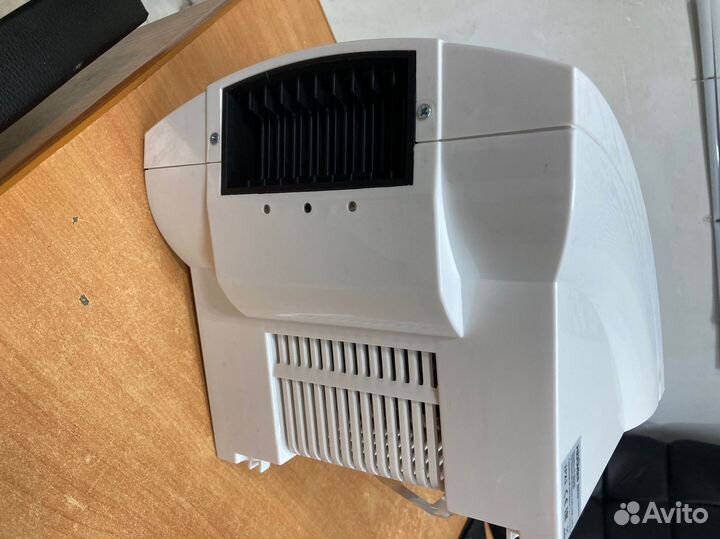 Сушилка для рук Hermes Technics HT-HD105L