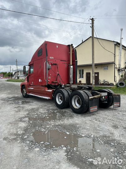 Freightliner Century Class с полуприцепом, 2000