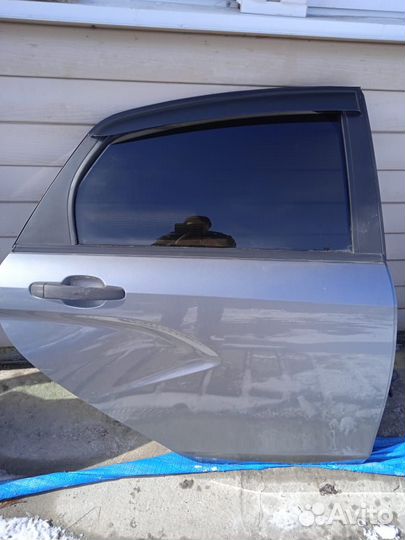 Дверь LADA vesta задняя левая и правая
