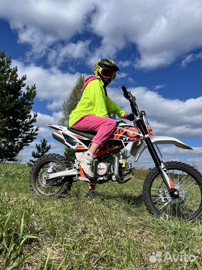 Фотосессия на эндуро мотоцикле