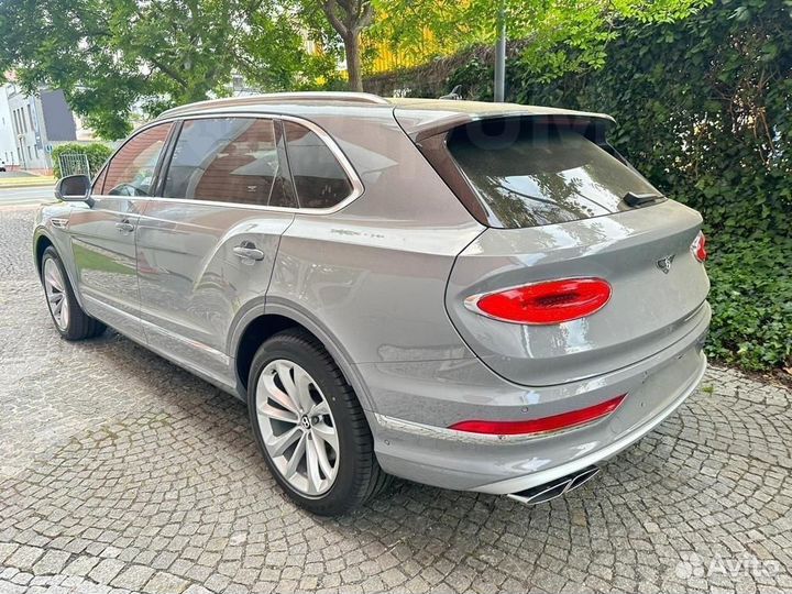 Bentley Bentayga Заглушка задняя 2021-2022