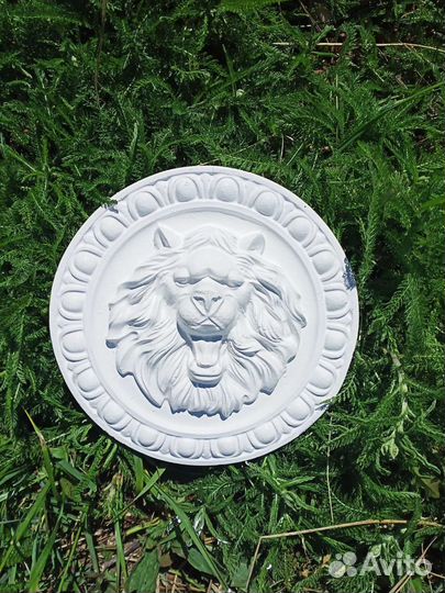 Барельеф лев из гипса декор