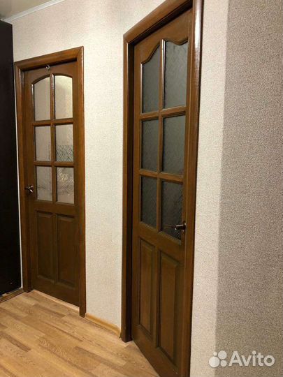 Двери межкомнатные из массива