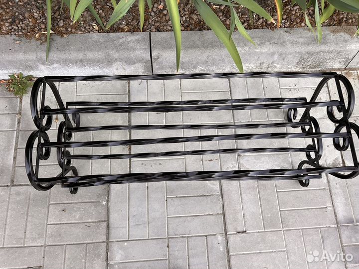 Обувница кованая