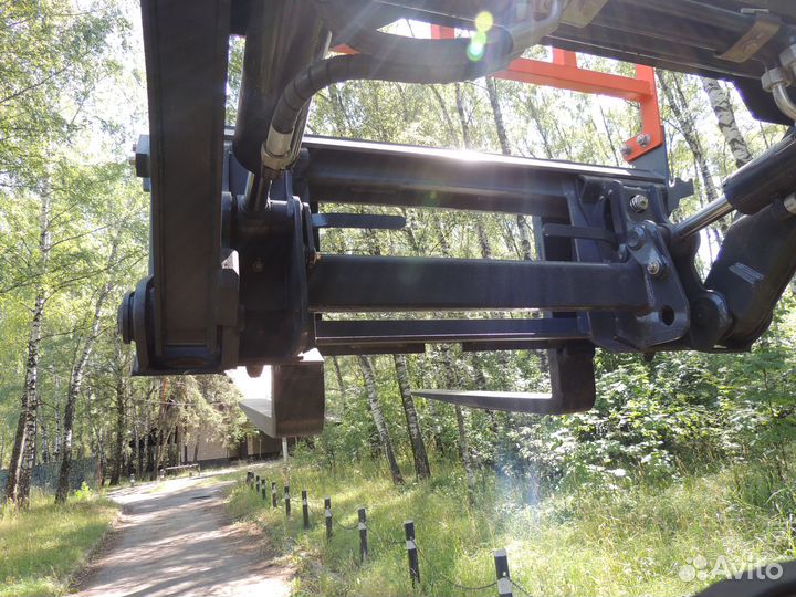 Паллетные вилы для мини-погрузчика