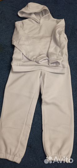 Спортивный костюм женский