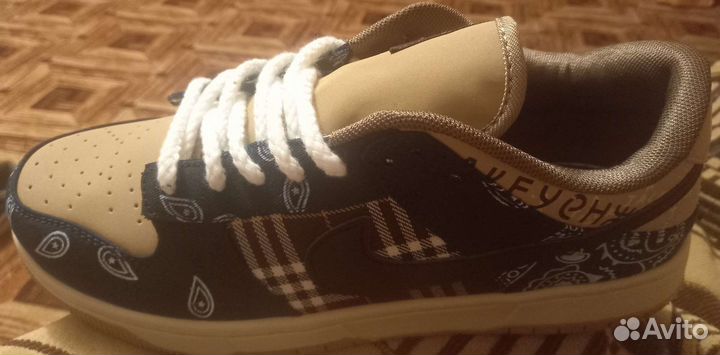 Кроссовки мужские