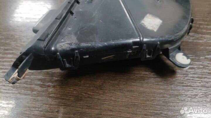 Воздуховод правый Bmw X5 E70 N62N 4.8I 2010