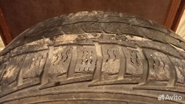 Nokian Tyres Hakkapeliitta CR3 215/65 R16