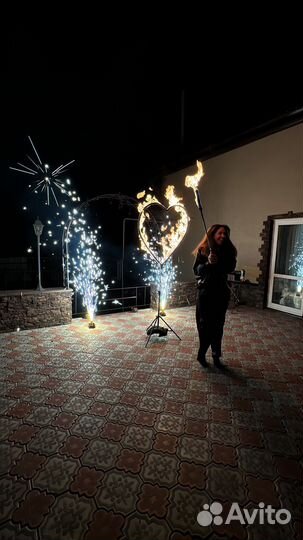 Огненные сердца на свадьбу и холодные фонтаны